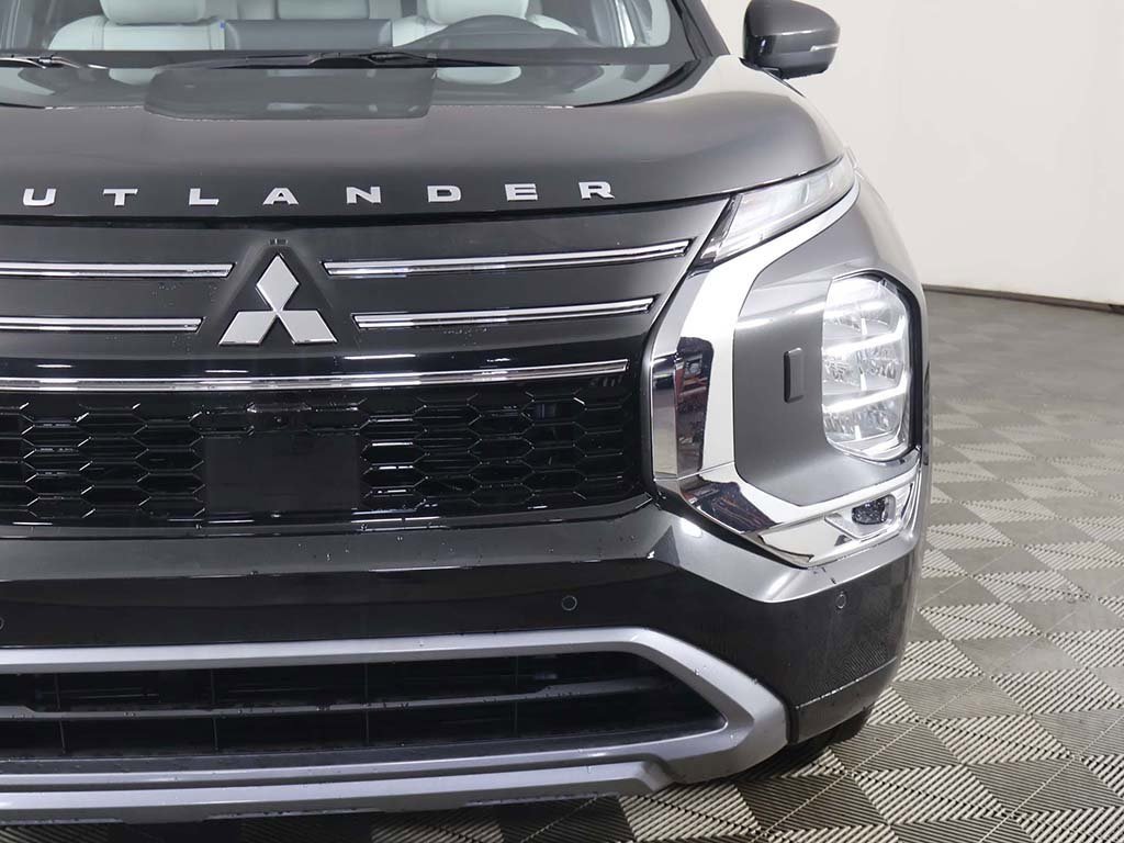 New 2025 Mitsubishi Outlander AWD image 19