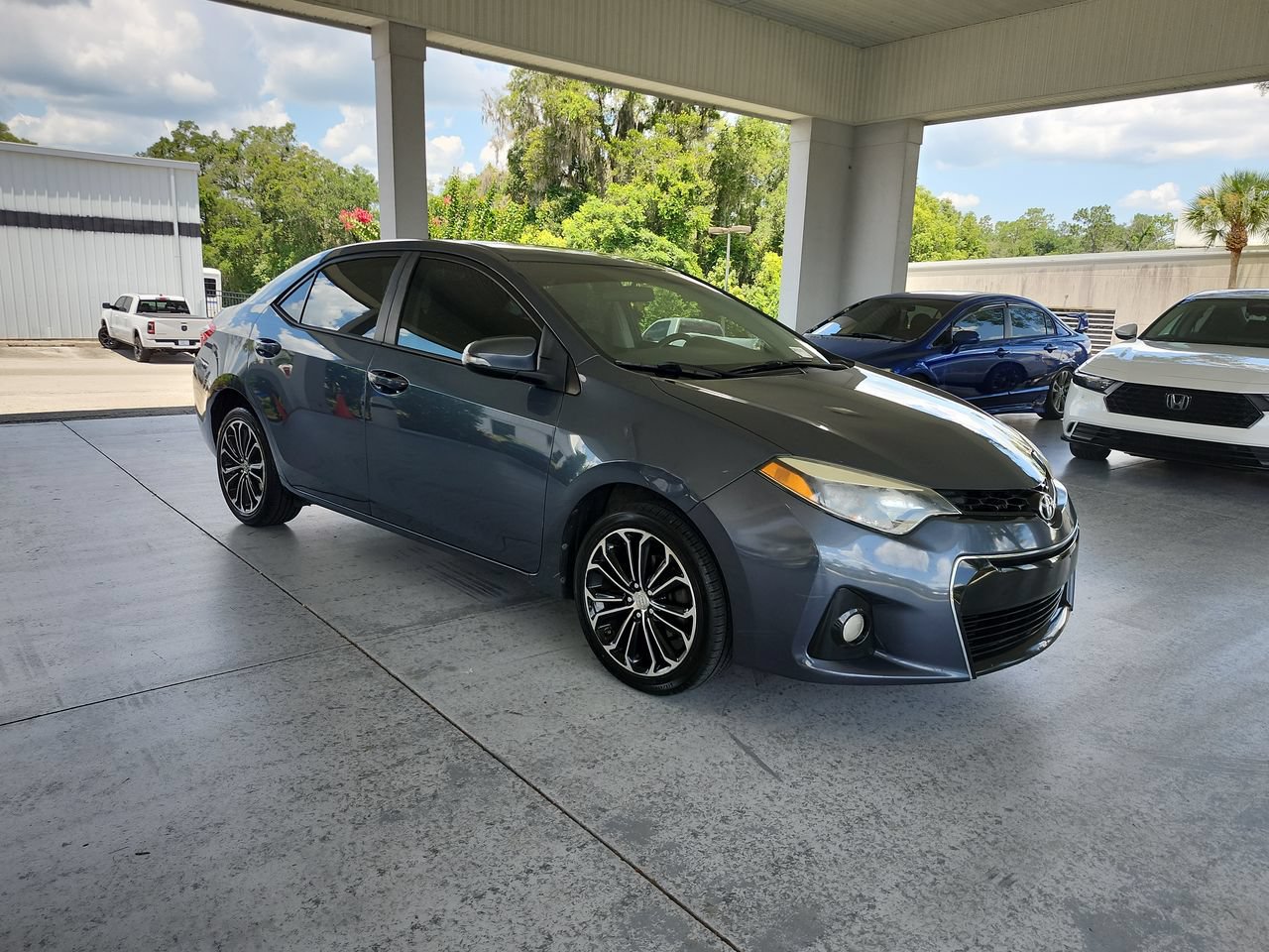 Used 2015 Toyota Corolla S FWD image 7