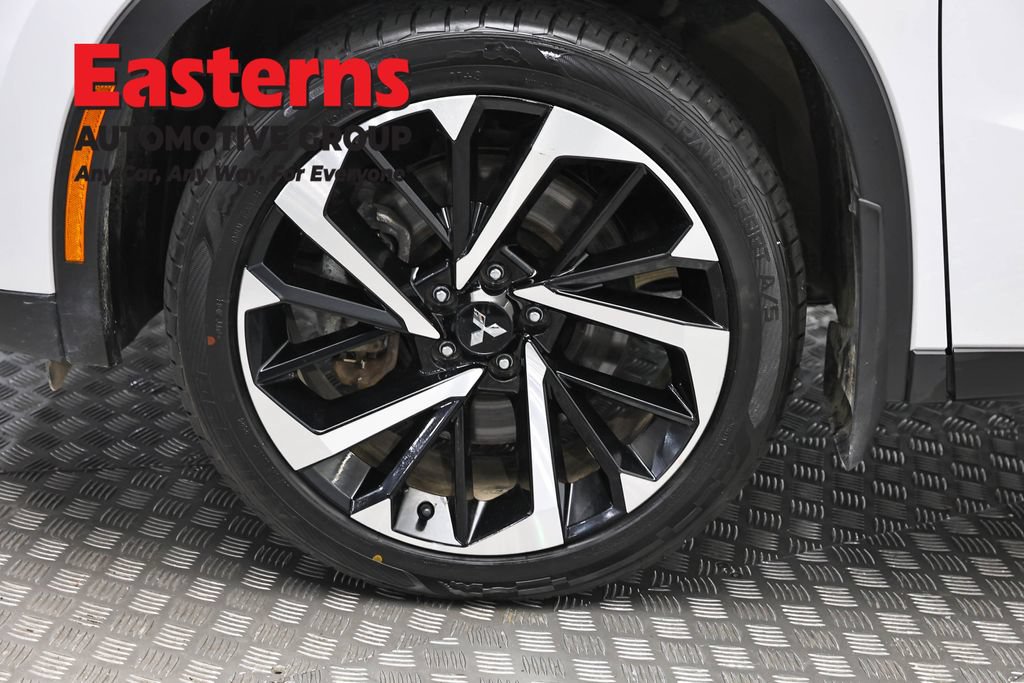Used 2024 Mitsubishi Outlander SE AWD/4WD image 31