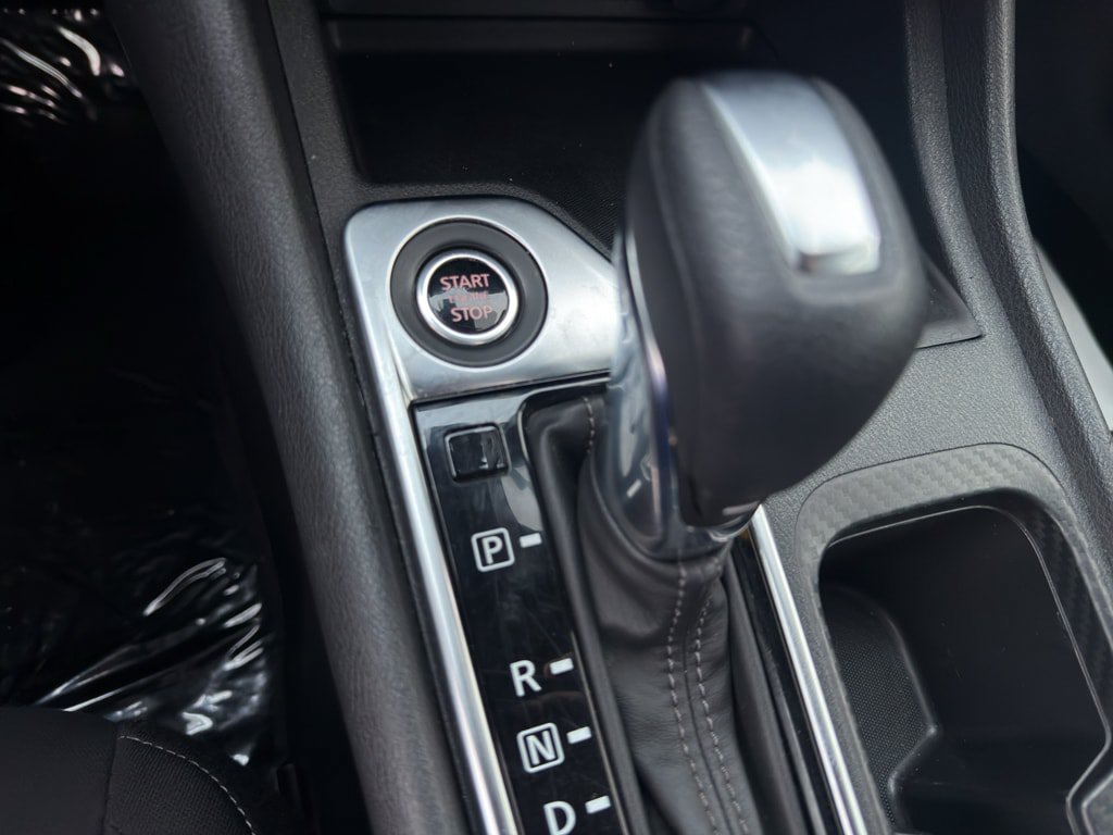Used 2024 Nissan Sentra SV FWD image 15