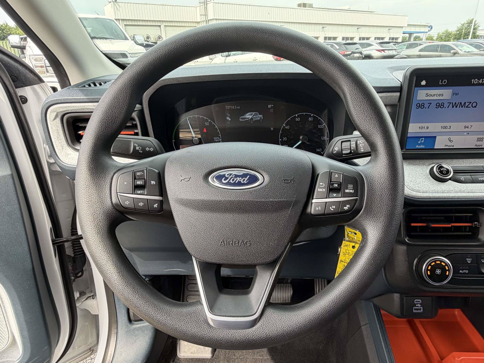 Used 2023 Ford Maverick XLT FWD image 12