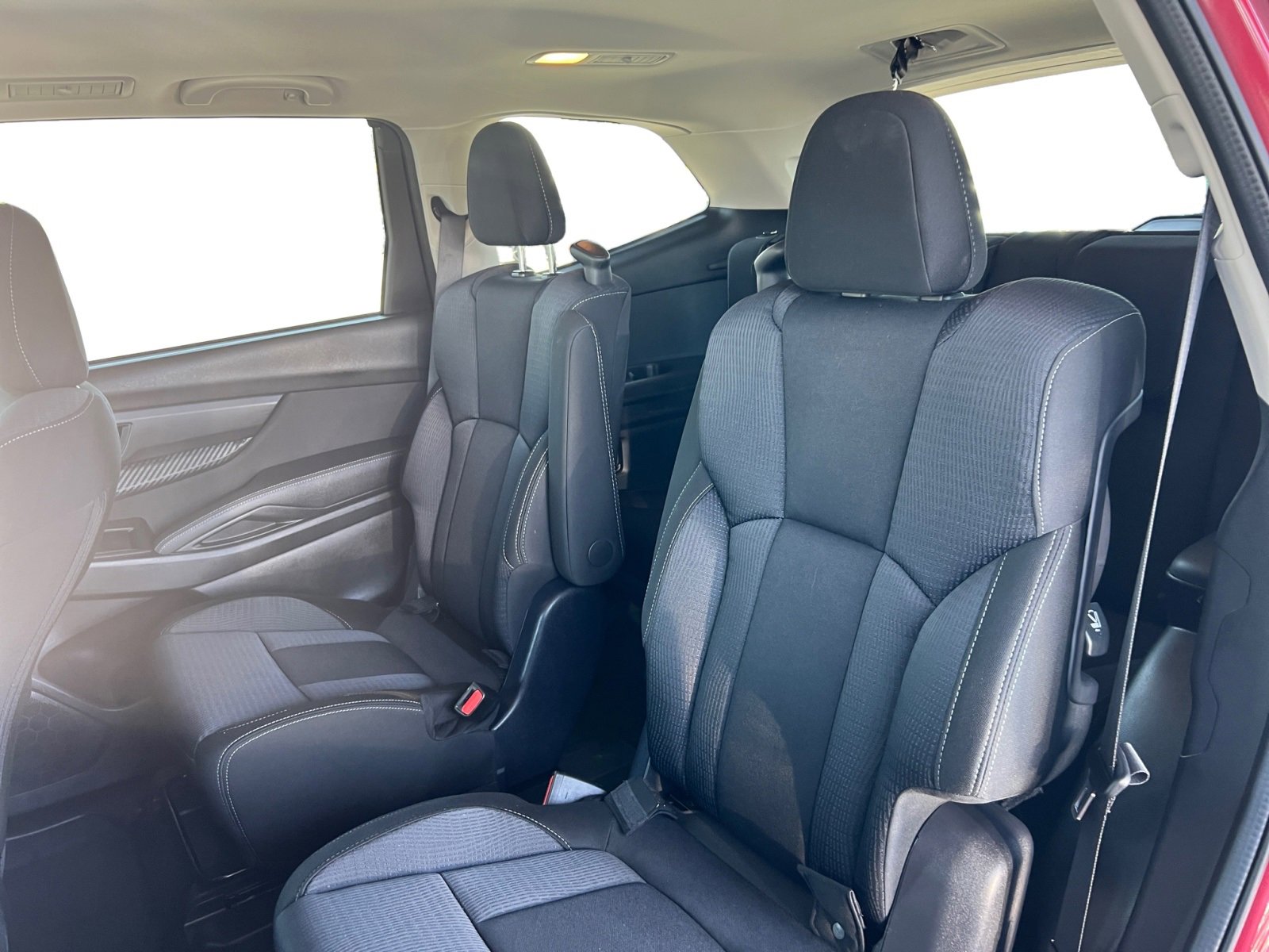 Used 2024 Subaru Ascent Premium w/ Convenience Package image 12