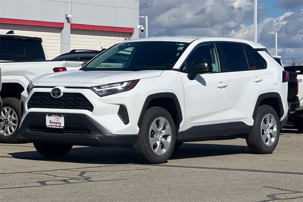 Certified 2025 Toyota RAV4 LE image 10