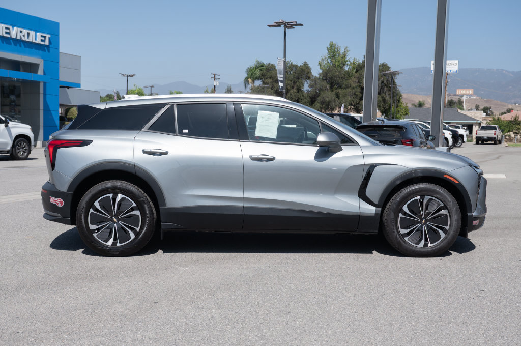 Used 2024 Chevrolet Blazer EV LT AWD/4WD image 3