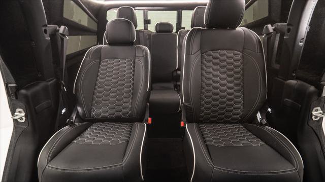 Used 2025 Jeep Gladiator Sport image 25