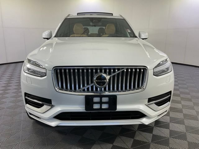 Used 2024 Volvo XC90 T8 Ultimate w/ Protection Package Premier AWD/4WD image 2