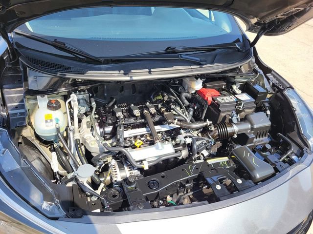 Used 2025 Nissan Versa SV FWD image 32