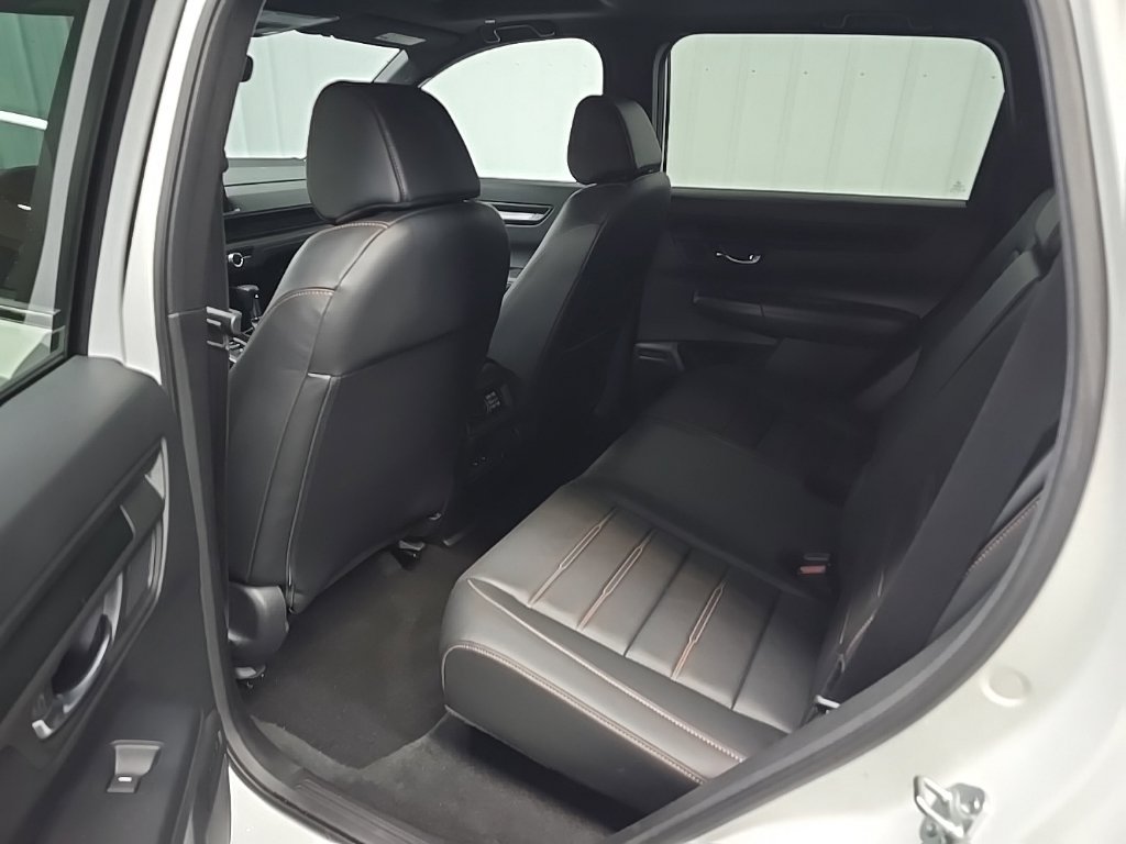 Used 2025 Honda CR-V Sport-L image 31