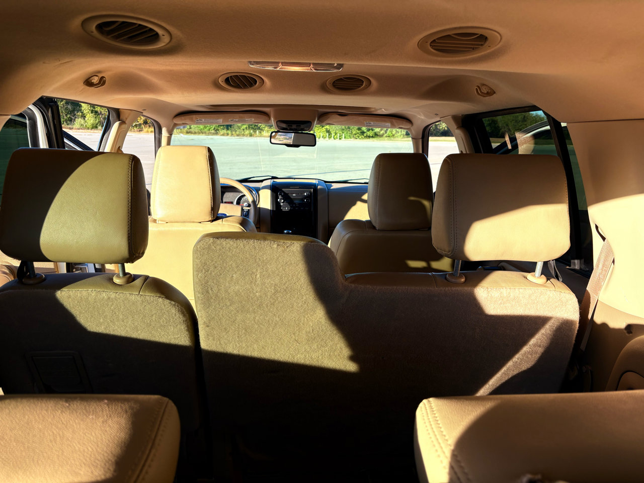 Used 2010 Ford Explorer XLT image 22