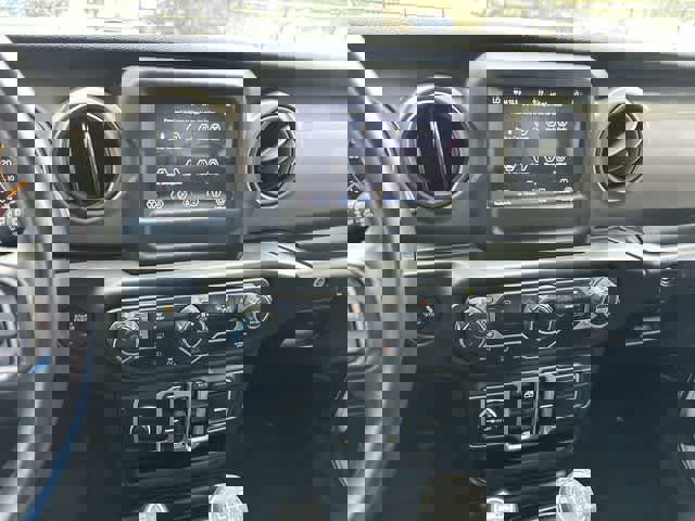 Used 2018 Jeep Wrangler Unlimited Sport S image 21