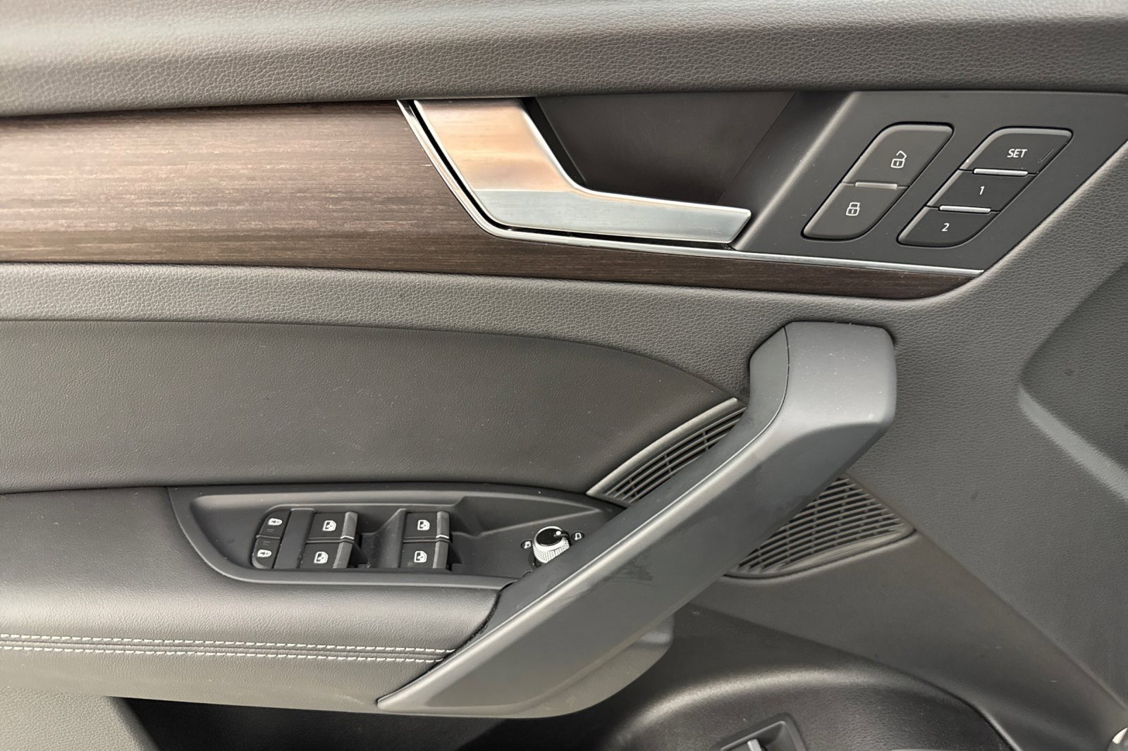 Used 2023 Audi Q5 2.0T Premium Plus w/ Premium Plus Package image 10