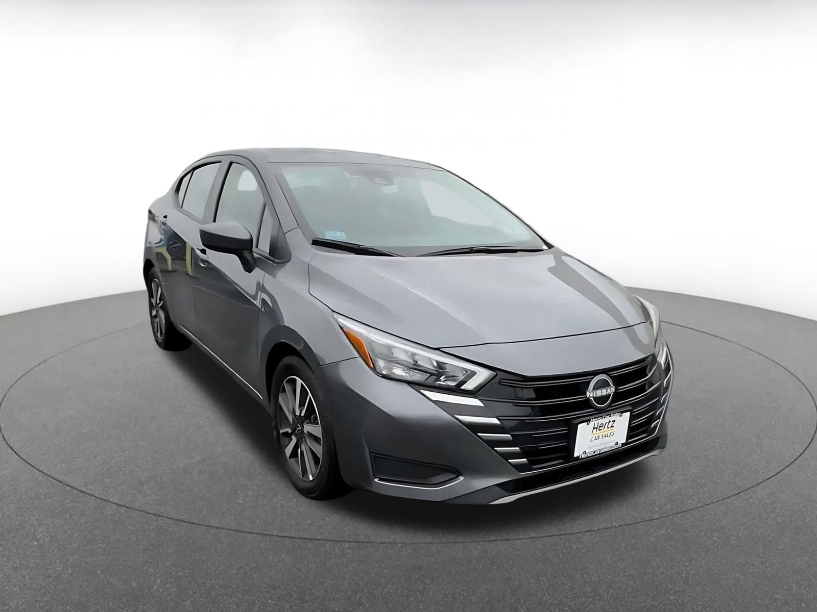 Used 2025 Nissan Versa SV FWD image 3