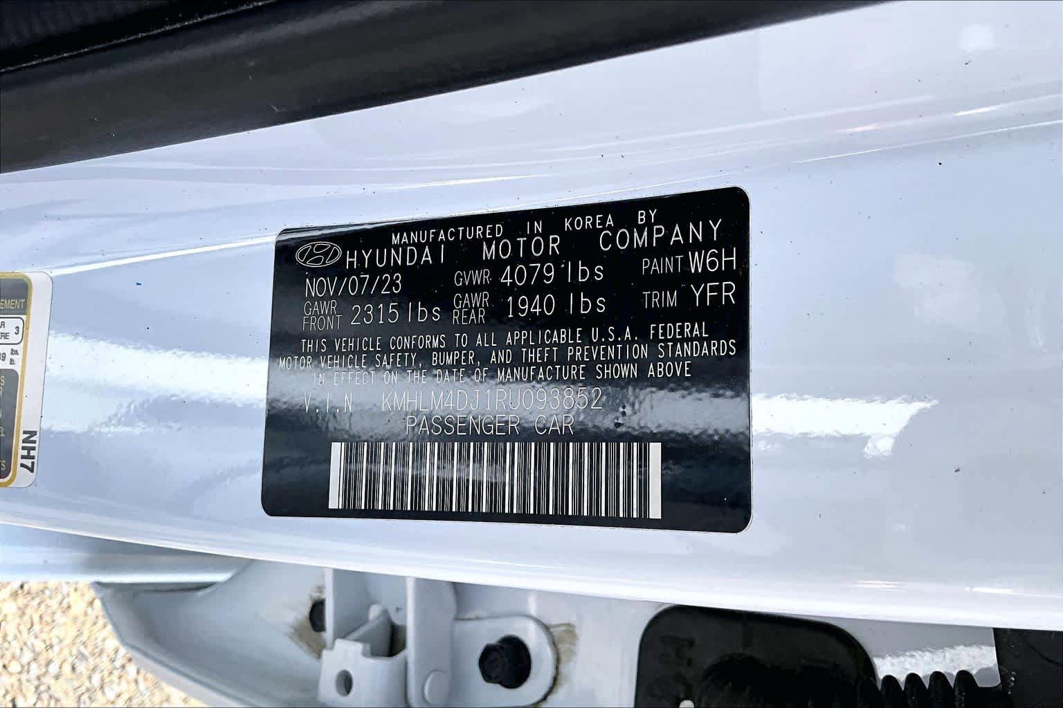 Used 2024 Hyundai Elantra Blue FWD image 36