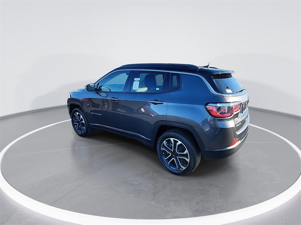 Used 2022 Jeep Compass Limited image 6