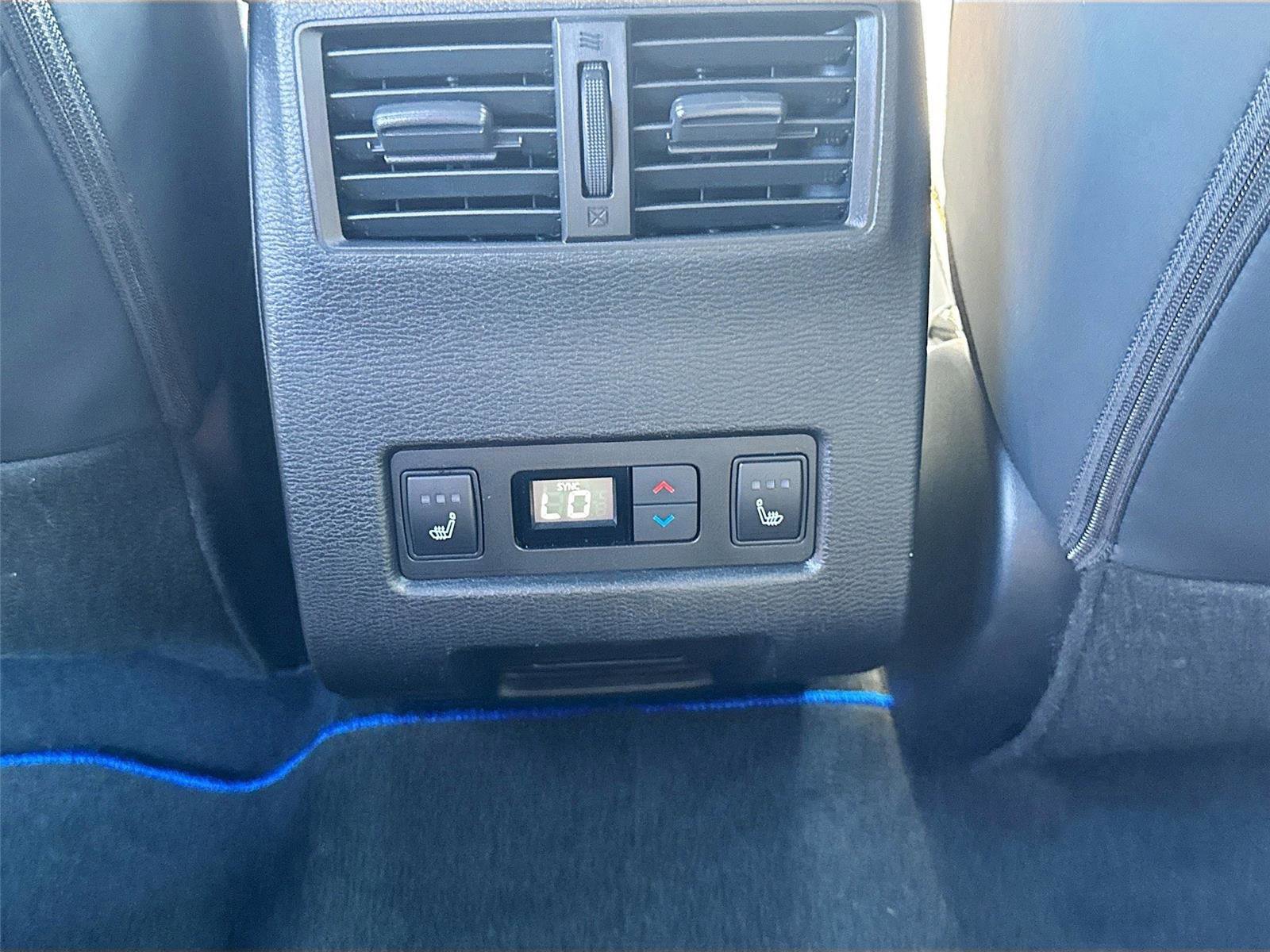 New 2025 Mitsubishi Outlander SEL image 26