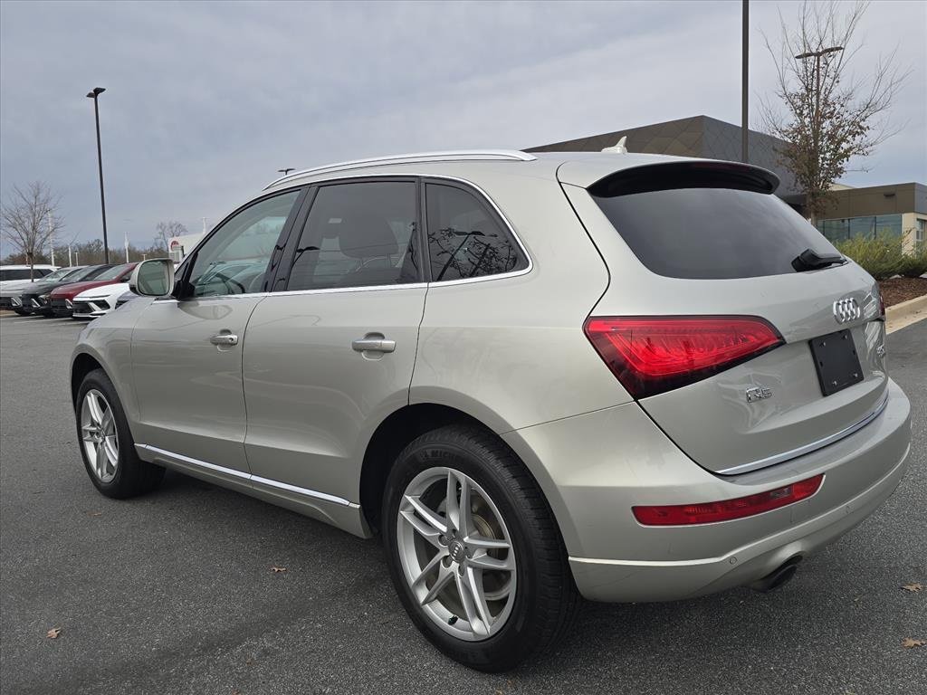 Used 2016 Audi Q5 2.0T Premium Plus w/ Technology Package image 5