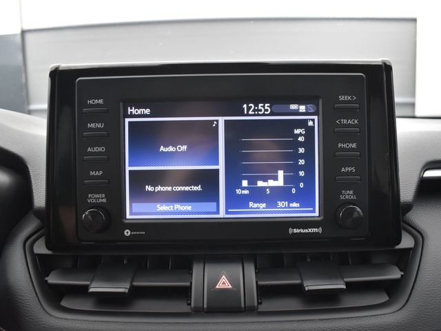 Used 2022 Toyota RAV4 LE FWD image 15