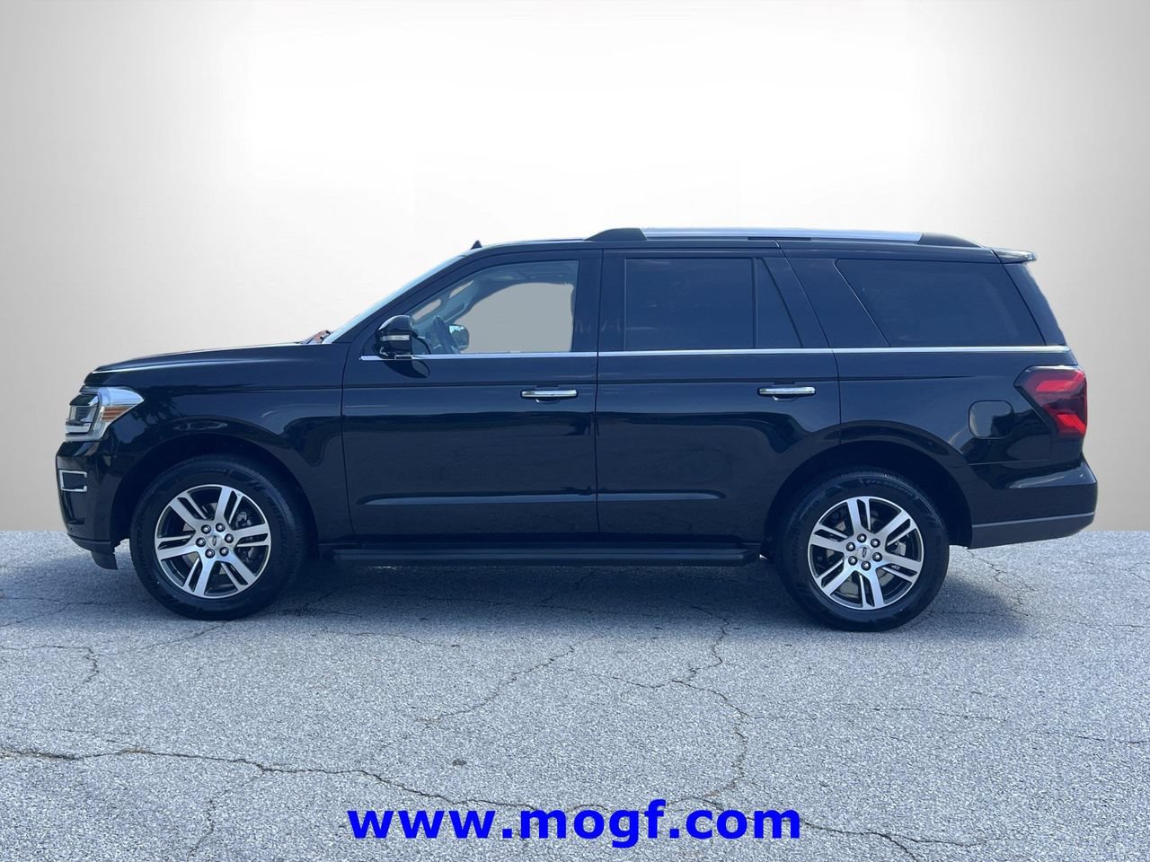 Used 2024 Ford Expedition Limited AWD/4WD image 26