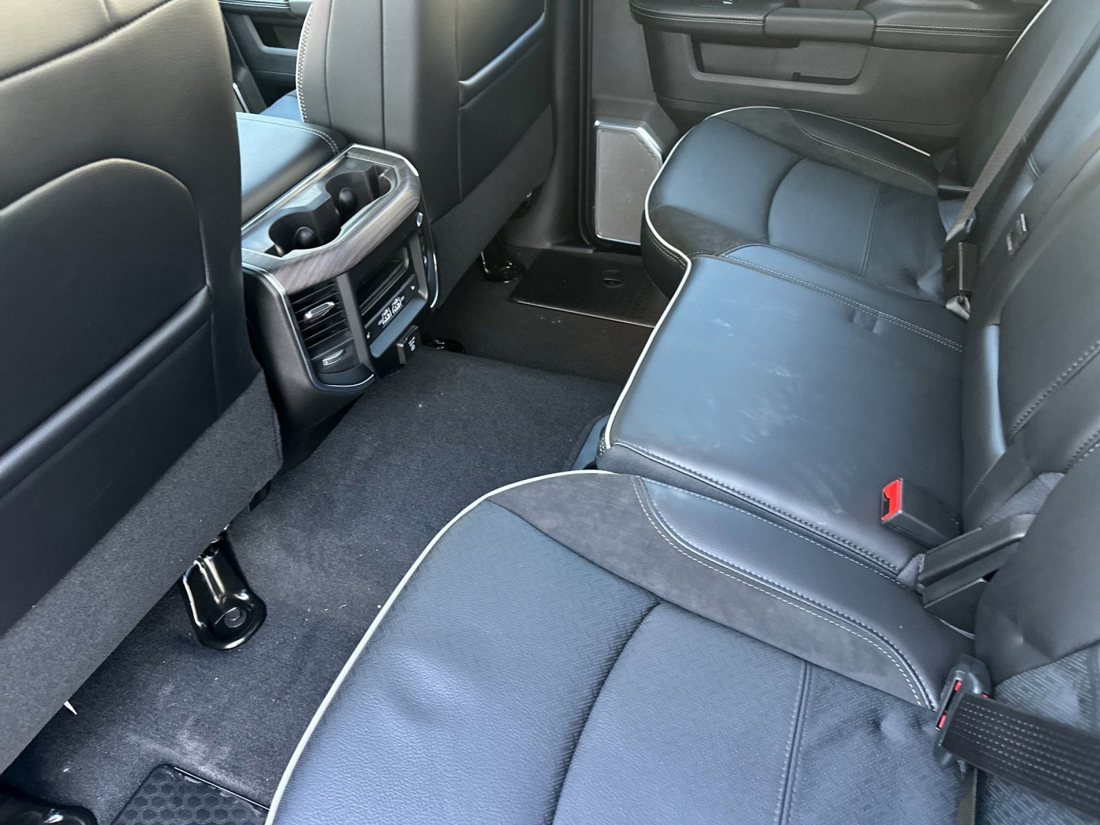 New 2025 RAM 2500 Laramie image 12