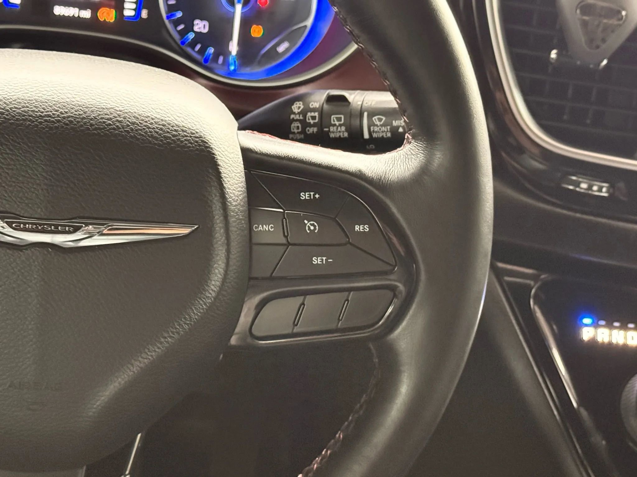 Used 2020 Chrysler Pacifica Touring-L image 34