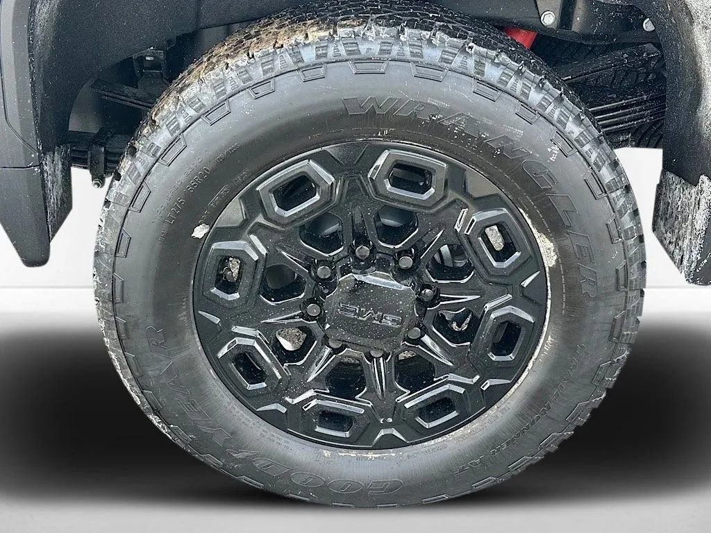 New 2026 GMC Sierra 3500 Denali w/ LPO, Black Badging Package image 30