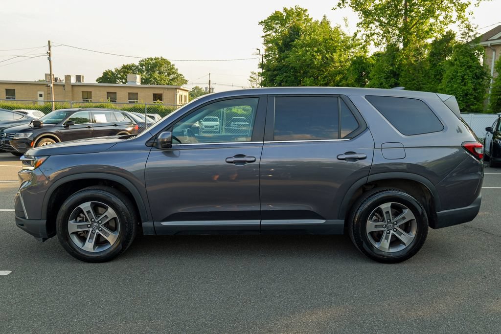 Used 2025 Honda Pilot EX-L image 4
