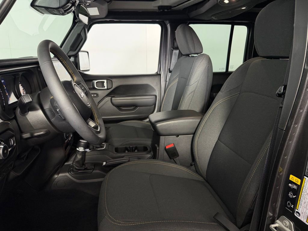 Used 2024 Jeep Wrangler Unlimited Sport AWD/4WD image 22