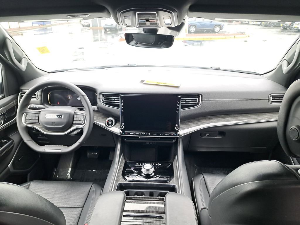 Used 2022 Jeep Wagoneer Series III image 18