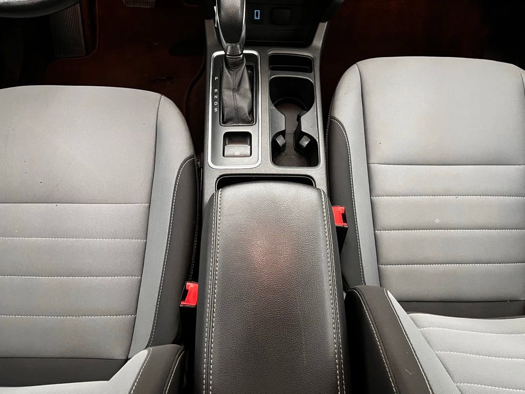 Used 2019 Ford Escape S image 22