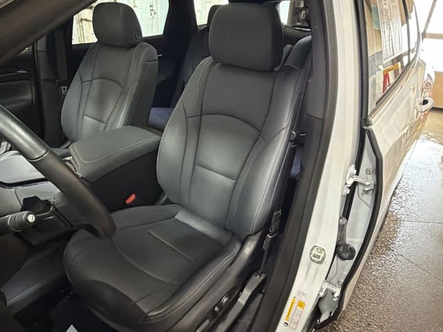 Certified 2024 Buick Enclave Essence w/ Experience Buick Package AWD/4WD image 11