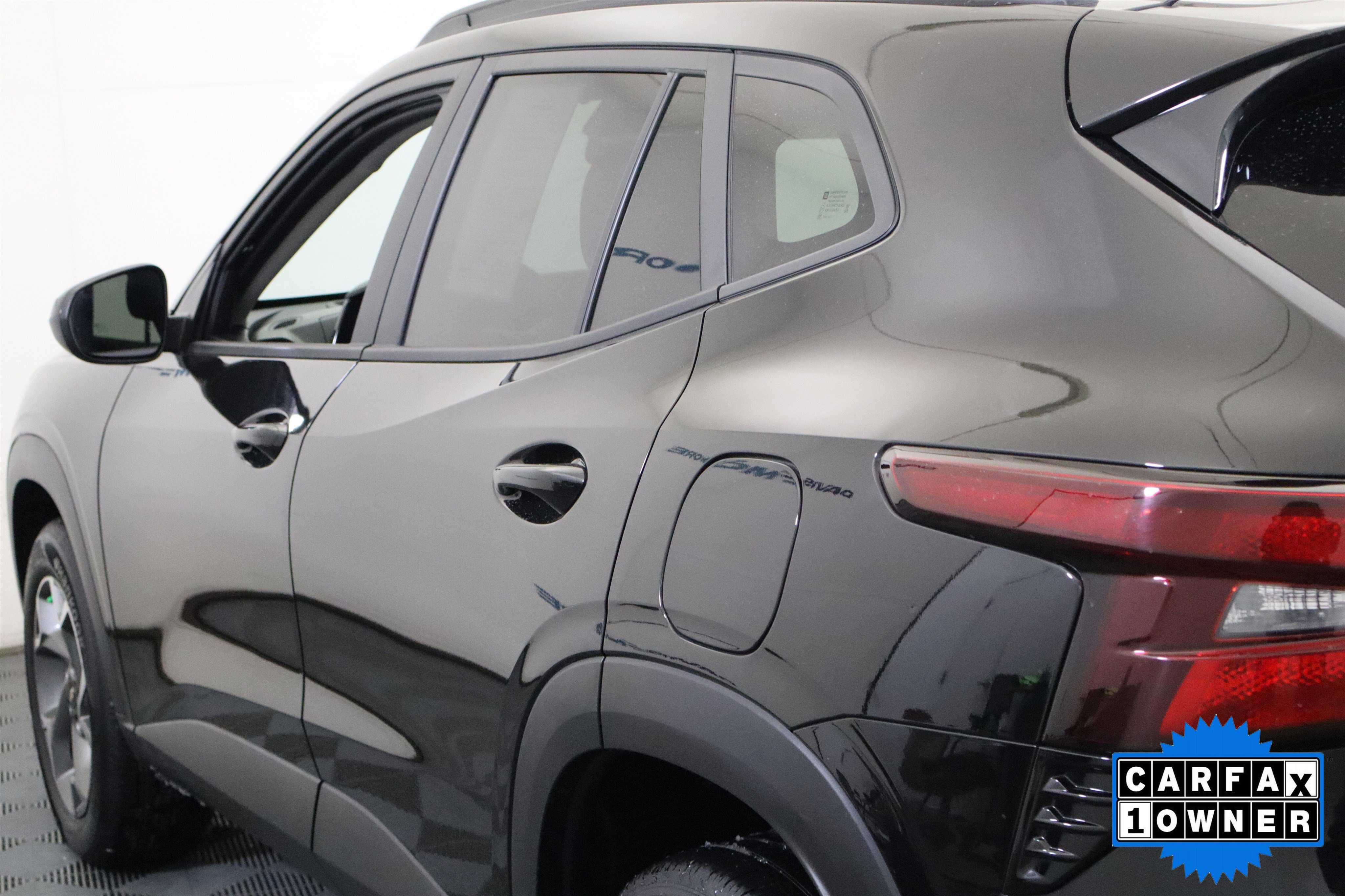 Used 2025 Chevrolet Trax LT image 10