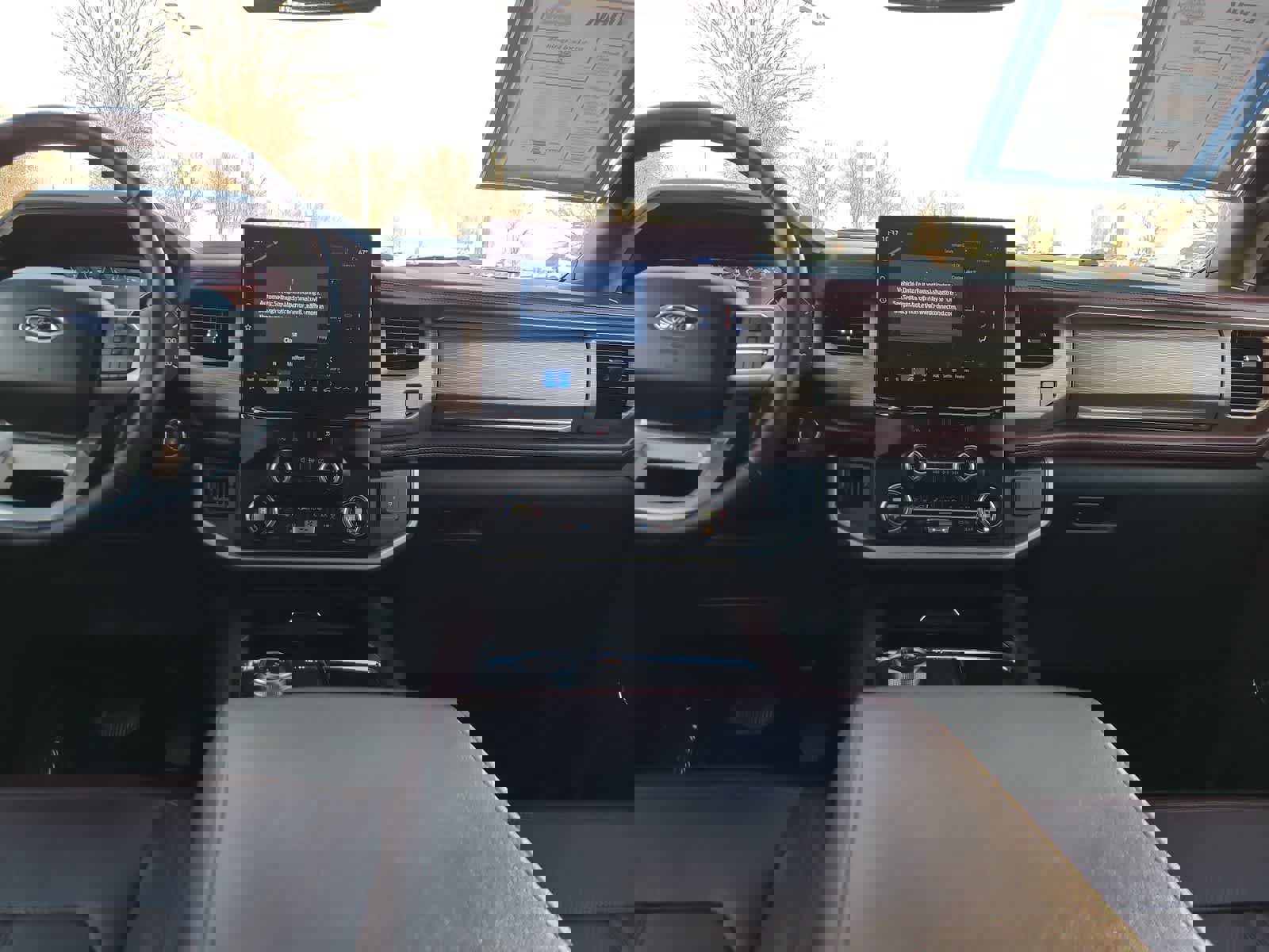 Used 2023 Ford Expedition Limited image 18