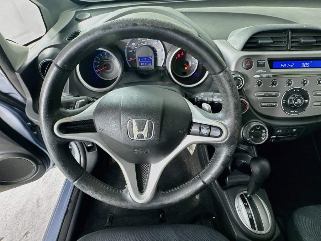 Used 2011 Honda Fit Sport image 12