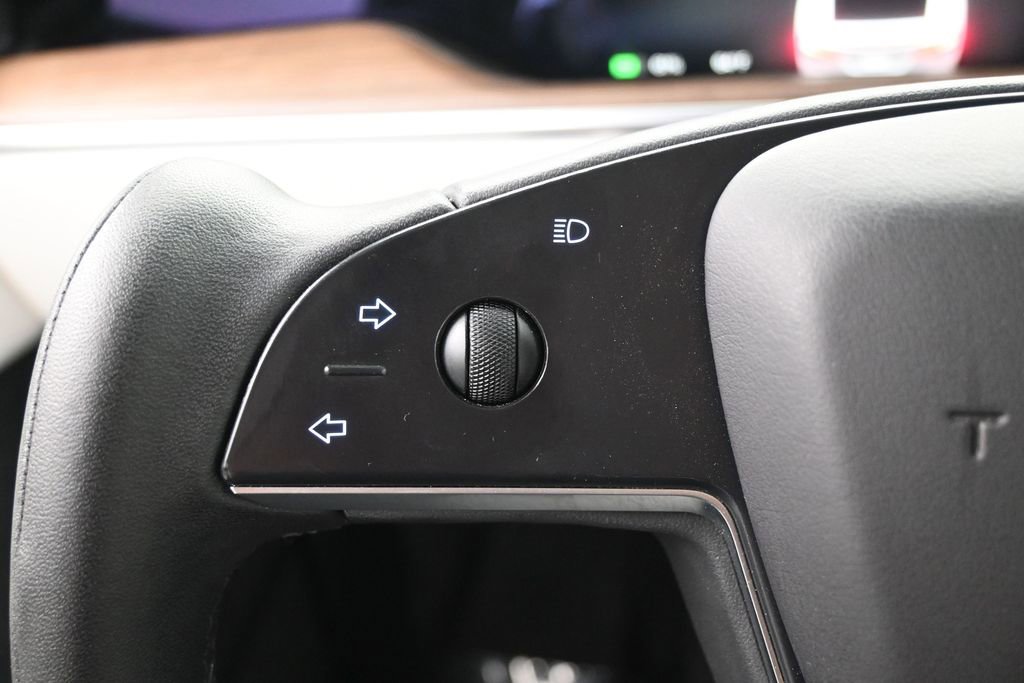 Used 2023 Tesla Model X AWD/4WD image 19