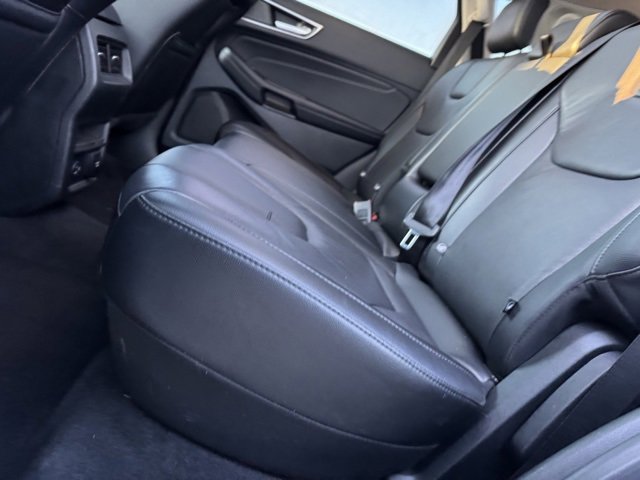 Certified 2022 Ford Edge Titanium w/ Class II Trailer Tow Package image 11