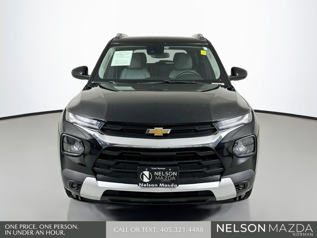 Used 2021 Chevrolet TrailBlazer LT AWD/4WD image 2
