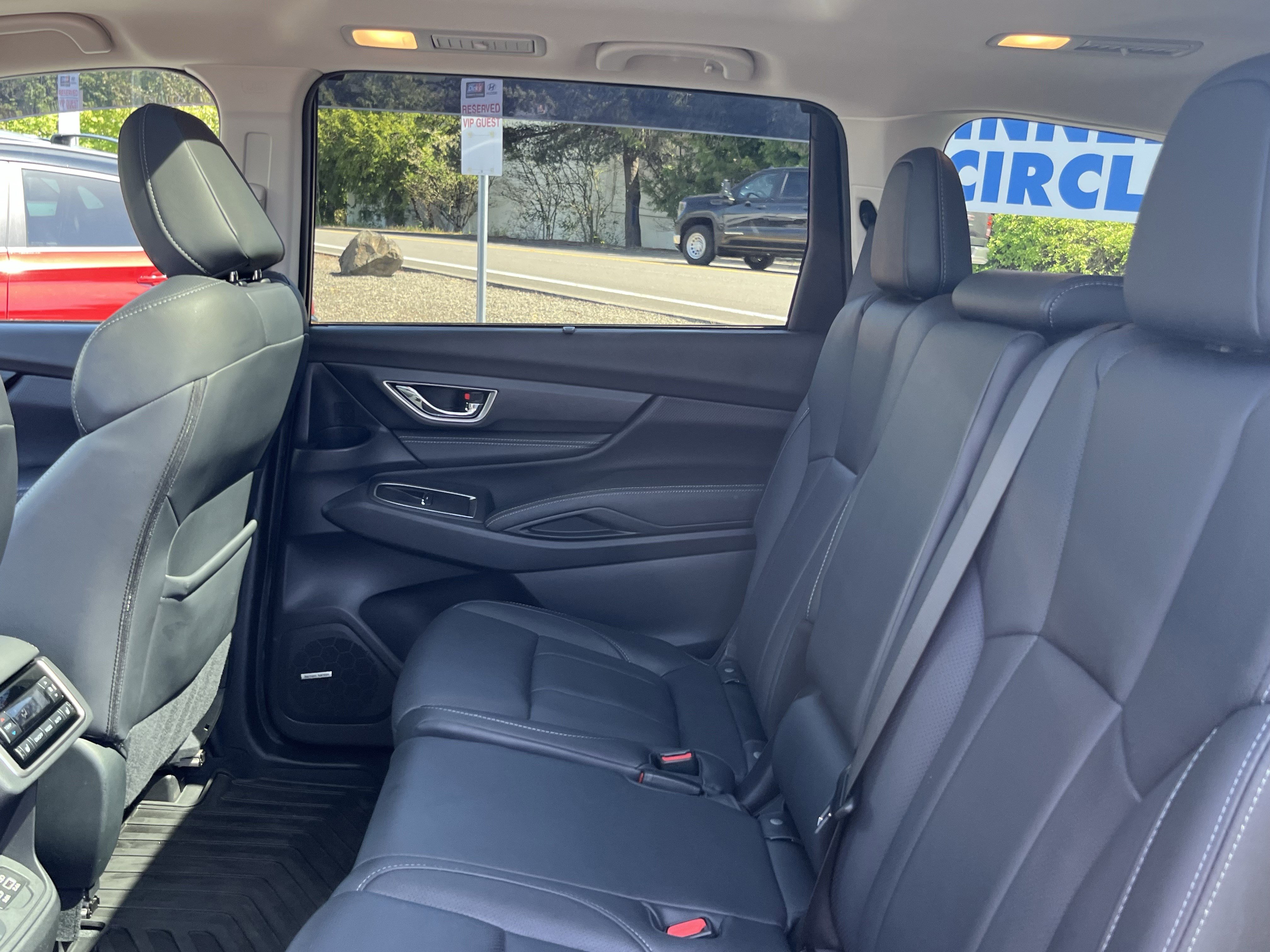 Used 2024 Subaru Ascent Limited w/ Technology Package AWD/4WD image 14