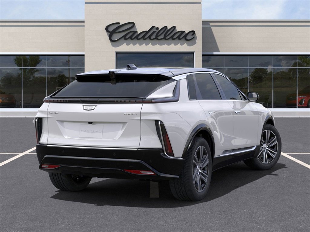 New 2025 Cadillac Lyriq Luxury image 4