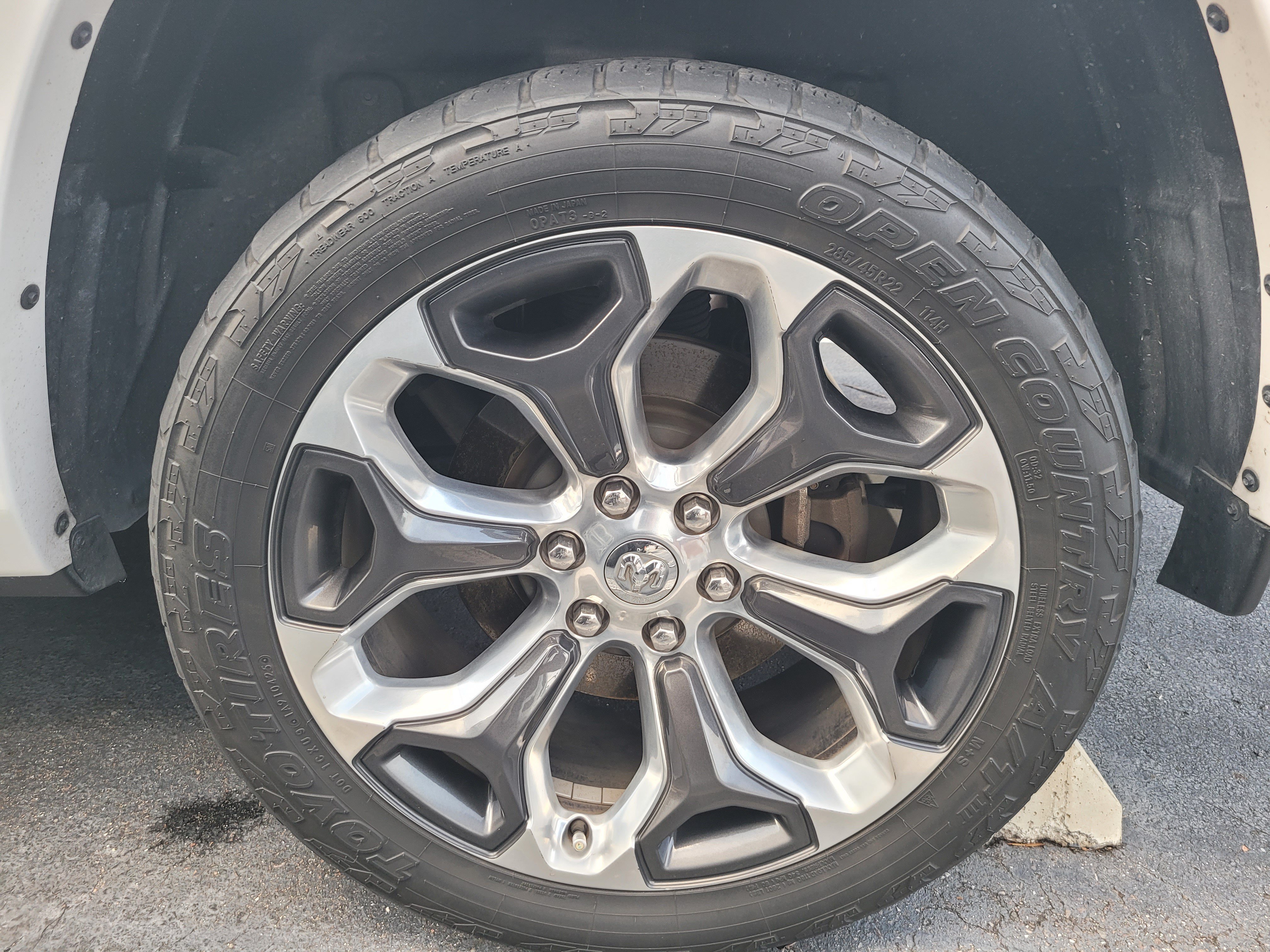 Used 2023 RAM 1500 Limited AWD/4WD image 7