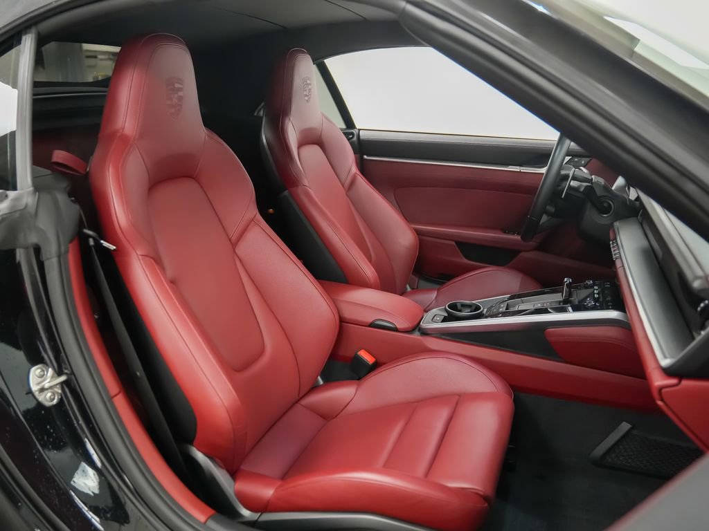 Certified 2023 Porsche 911 Turbo AWD/4WD image 17
