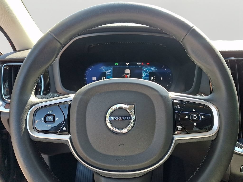 Used 2025 Volvo V60 B5 Cross Country Plus AWD/4WD image 21