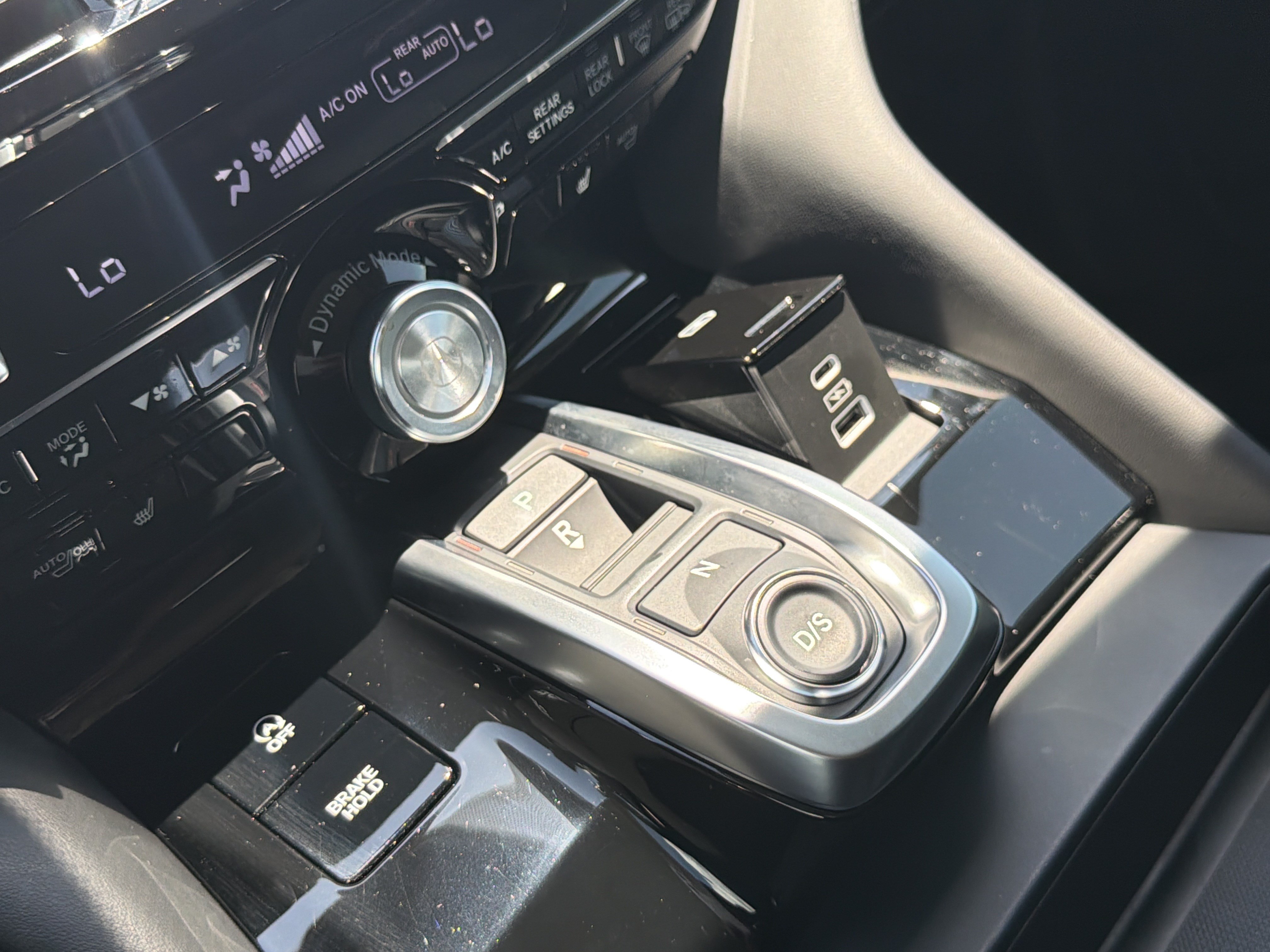 Certified 2026 Acura MDX w/ Technology Package FWD image 26