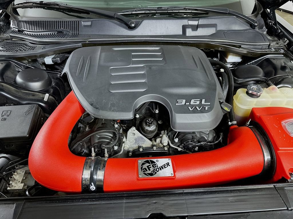 Used 2023 Dodge Challenger SXT image 9