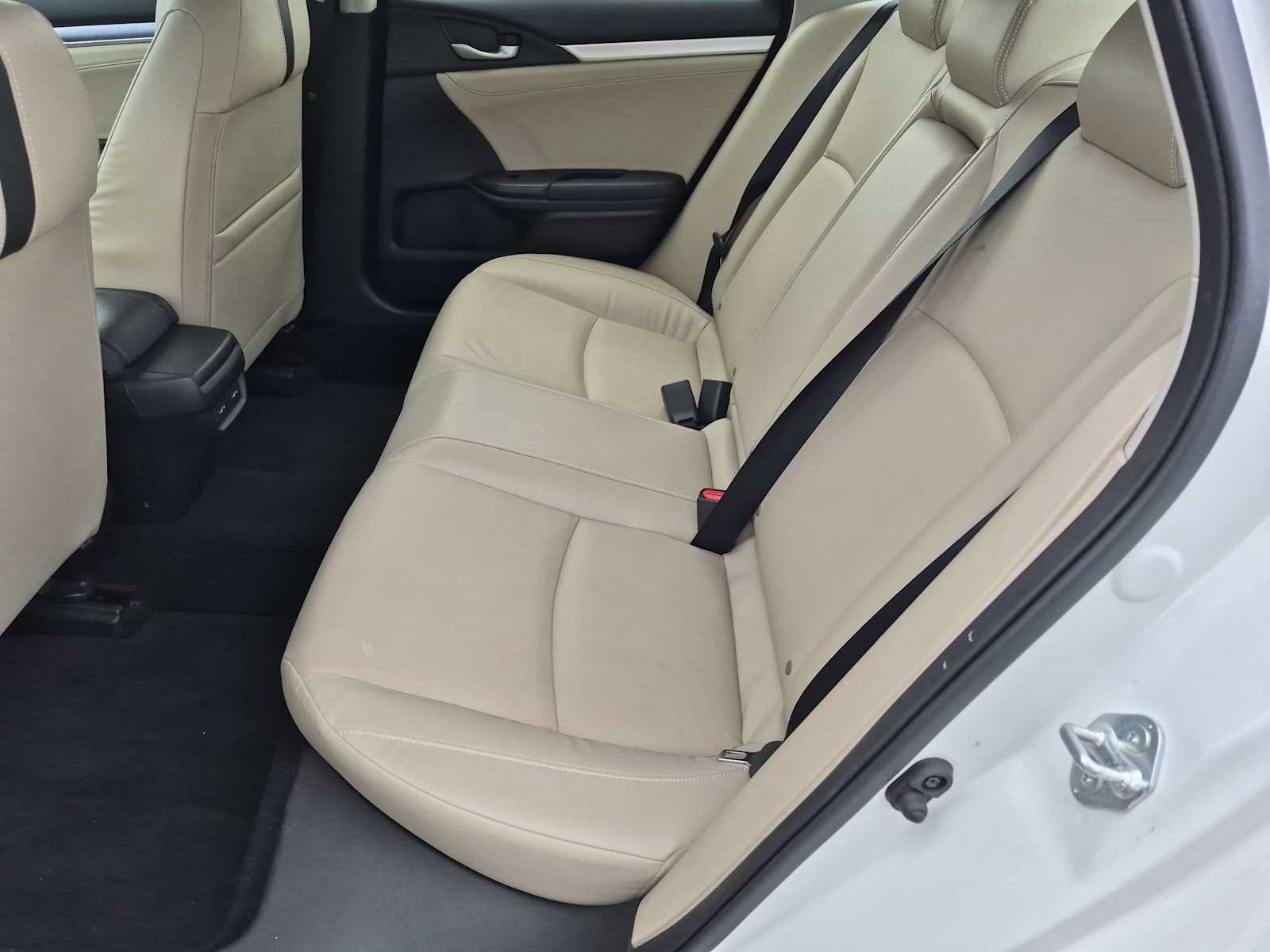 Used 2018 Honda Civic Touring image 20
