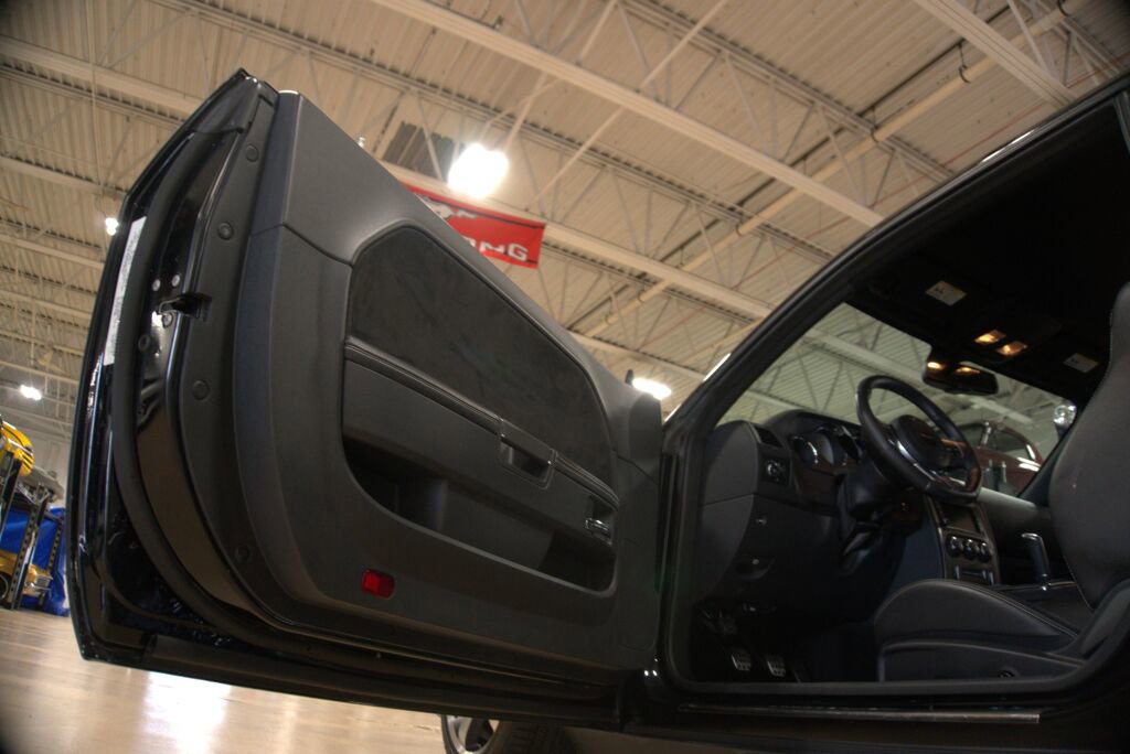 Used 2014 Dodge Challenger SRT8 w/ Harman/Kardon Audio Group image 38