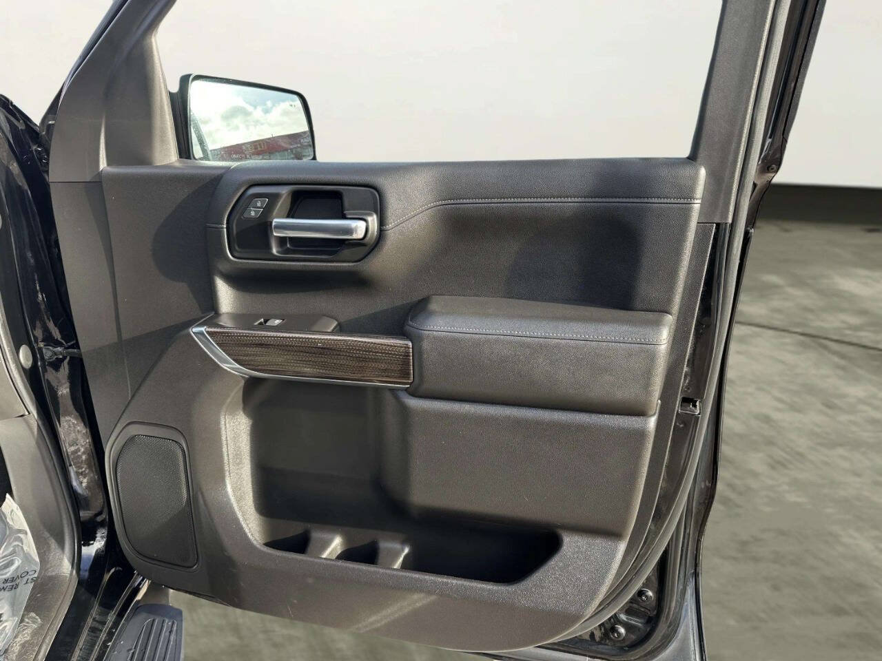 Used 2019 Chevrolet Silverado 1500 LT w/ All-Star Edition AWD/4WD image 21