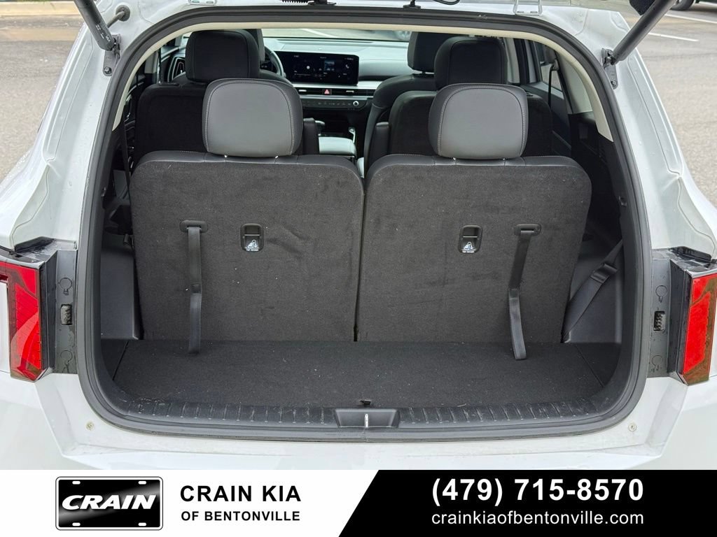 Certified 2025 Kia Sorento SX FWD image 7