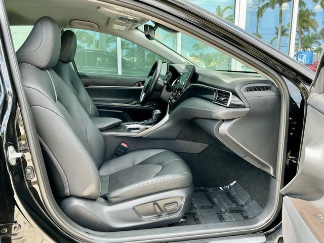 Used 2023 Toyota Camry XLE w/ Navigation Package image 14