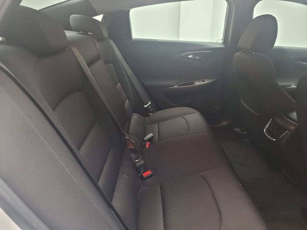 Used 2022 Chevrolet Malibu LT FWD image 19