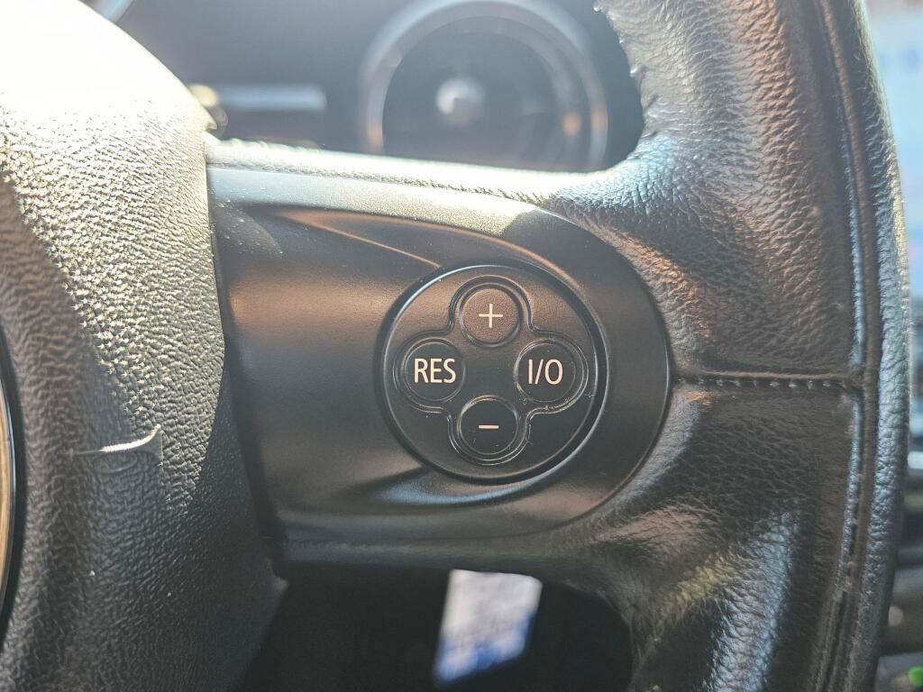 Used 2012 MINI Cooper Coupe FWD image 23